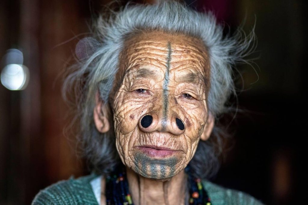 apatani women in ziro