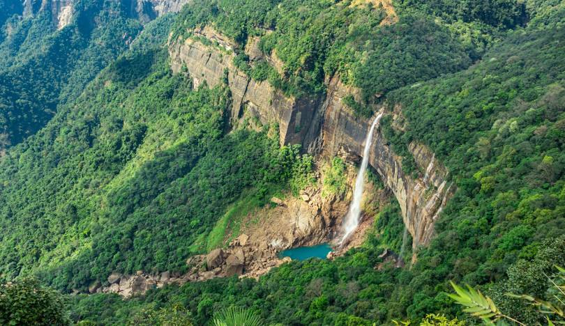 Nohkalikai falls places to visit in Cherrapunjee