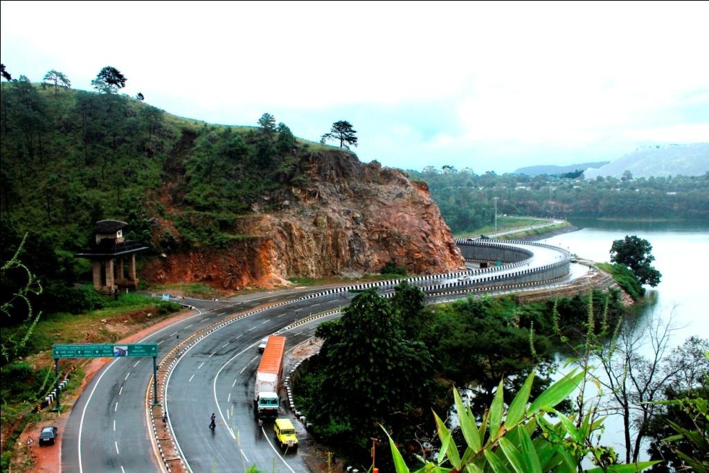 road trip to cherrapunji