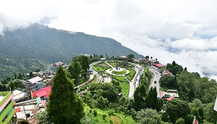 BATASIA LOOP IN DARJEELING